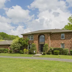 Villa 4 Bedroom Country Getaway, Nashville
